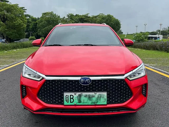 BYD e2, 2020 — фото автомобиля из Китая