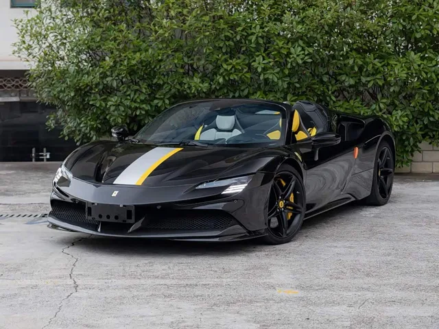 Ferrari SF90, 2023 — фото автомобиля из Китая
