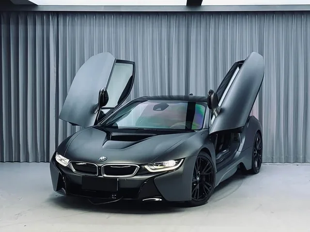 BMW i8, 2019 — фото автомобиля из Китая