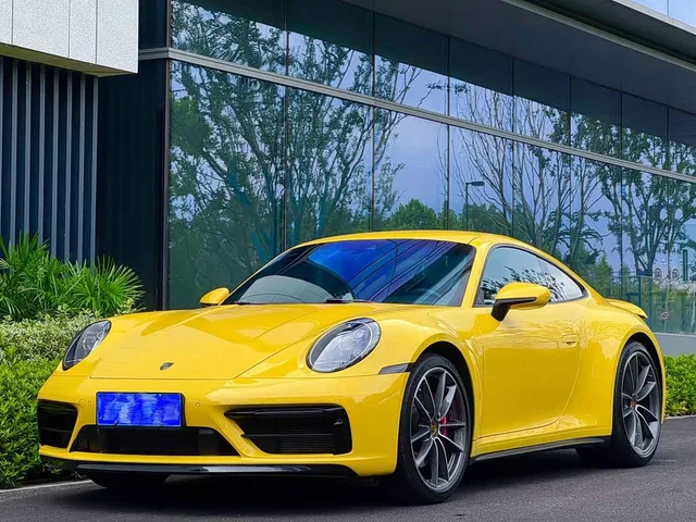 Porsche 911, 2020 — фото автомобиля из Китая