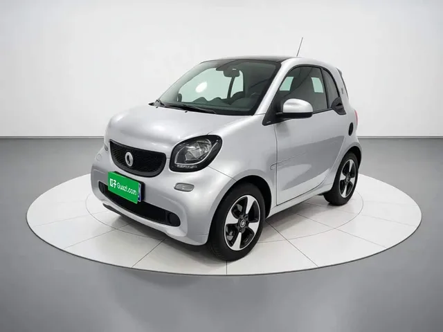 Smart fortwo, 2018 — фото автомобиля из Китая