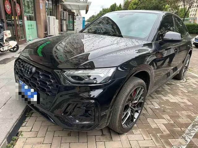 Audi Q5L Sportback, 2021 — фото автомобиля из Китая