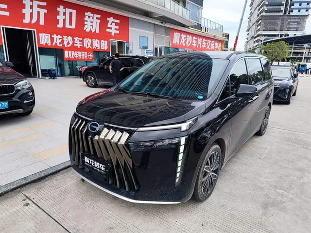 Trumpchi E8, 2025 — фото автомобиля из Китая