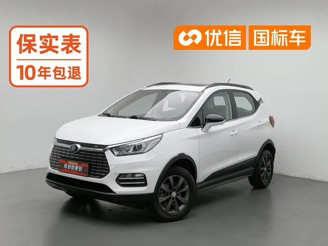 BYD Yuan, 2018 — фото автомобиля из Китая