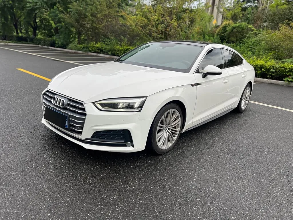 Audi A5, 2019 — фото 1 из 1