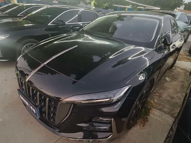 Hongqi H6, 2025 — фото автомобиля из Китая