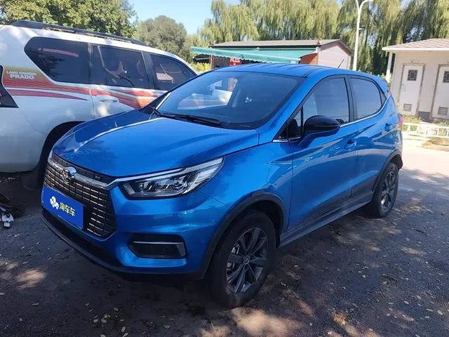 BYD Yuan, 2019 — фото автомобиля из Китая