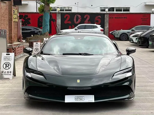 Ferrari SF90, 2022 — фото автомобиля из Китая