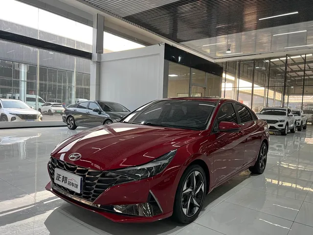 Hyundai Elantra, 2022 — фото автомобиля из Китая