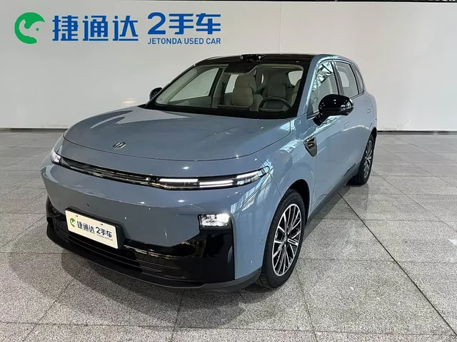 Leapmotor B10, 2025 — фото автомобиля из Китая
