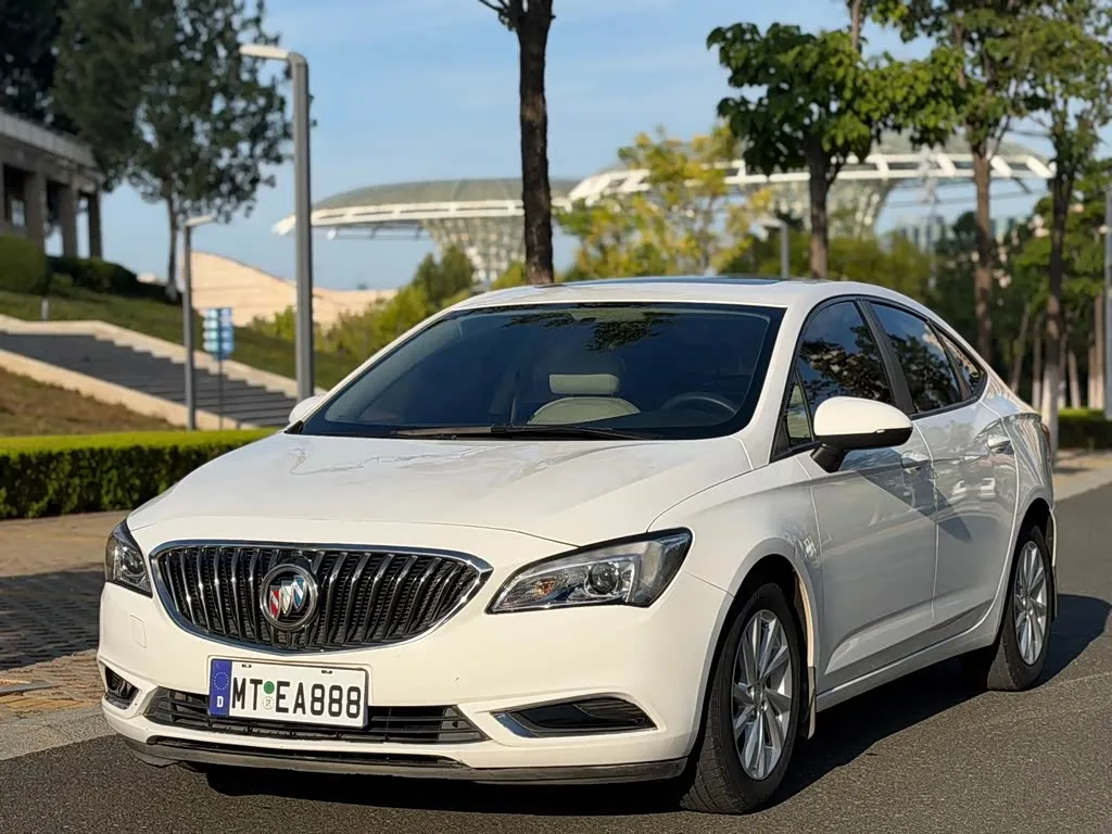 Buick Verano, 2016 — фото 1 из 1