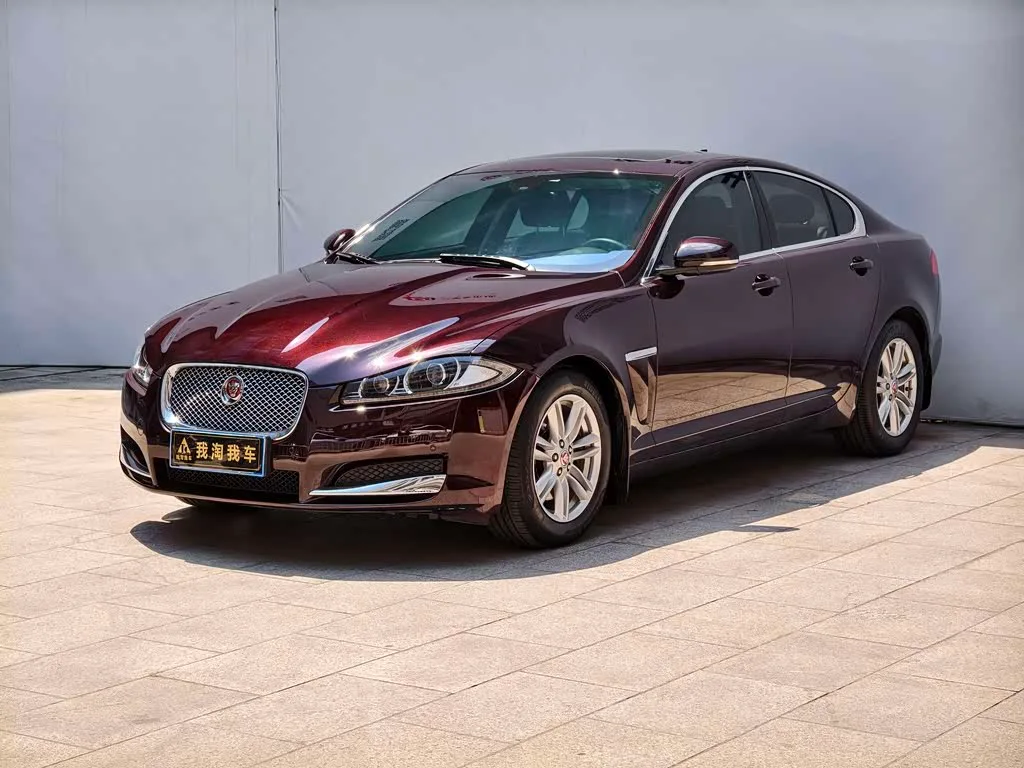 Jaguar XF, 2014 — фото 1 из 1