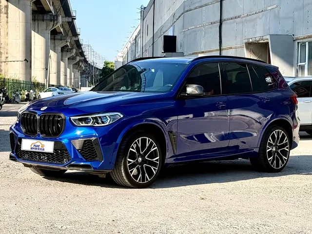 BMW X5 M, 2022 — фото автомобиля из Китая