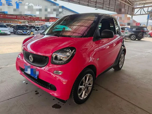 Smart fortwo, 2019 — фото автомобиля из Китая