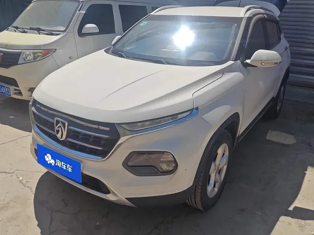 Wuling 510, 2018 — фото автомобиля из Китая
