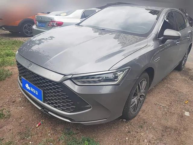 BYD Qin PLUS, 2023 — фото автомобиля из Китая