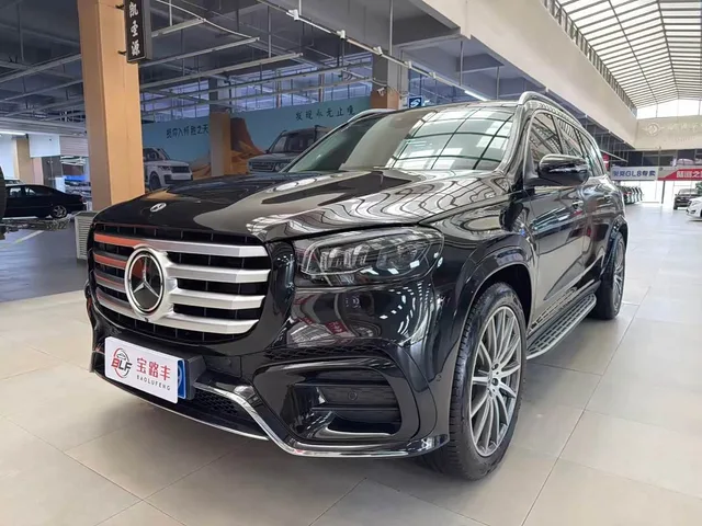 Mercedes-Benz GLS, 2026 — фото автомобиля из Китая