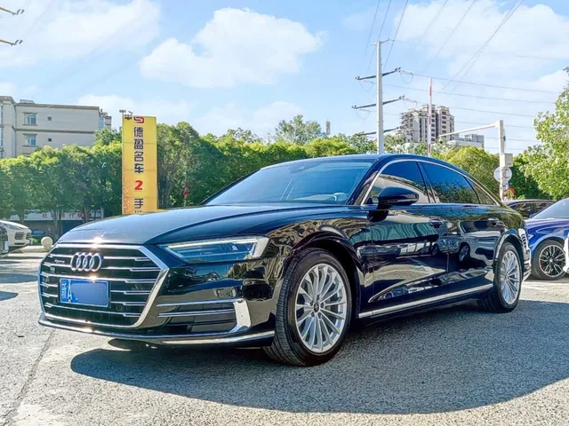 Audi A8, 2022 — фото автомобиля из Китая