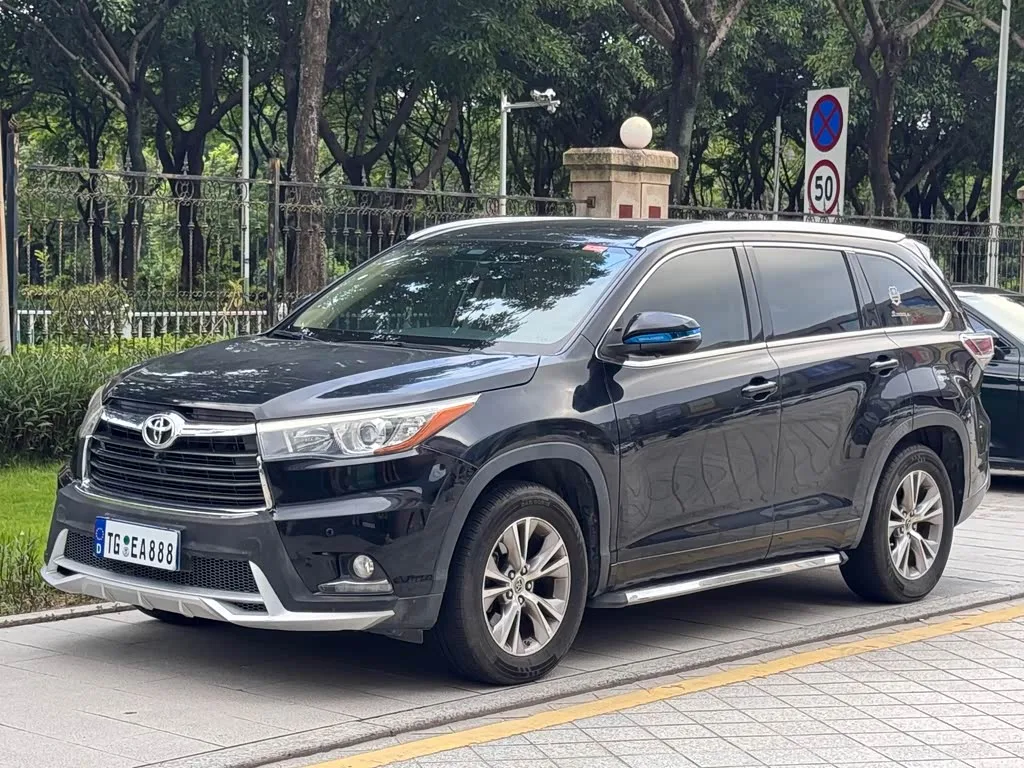 Toyota Highlander, 2016 — фото 1 из 1