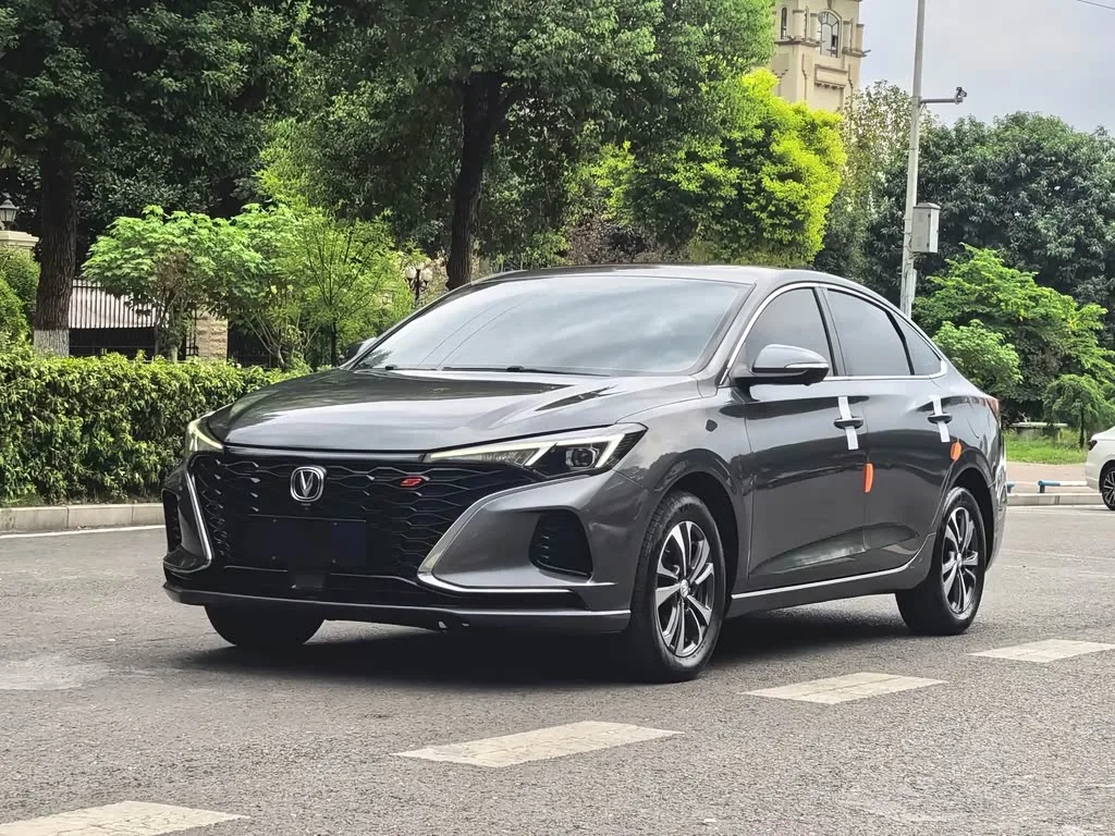 Changan Eado, 2022 — фото 1 из 1