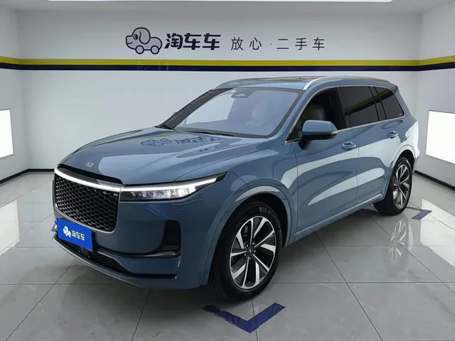 Li Auto ONE, 2021 — фото автомобиля из Китая