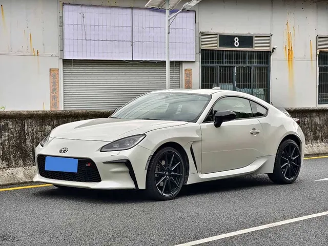 Toyota 86, 2023 — фото автомобиля из Китая