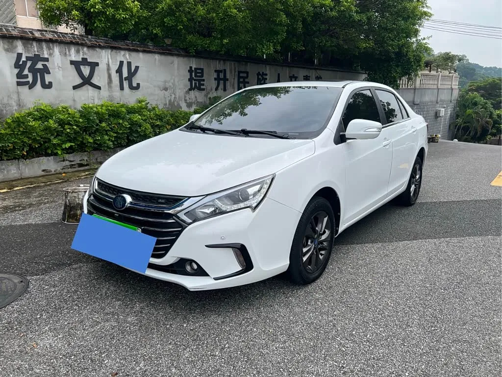 BYD Qin, 2019 — фото 1 из 1
