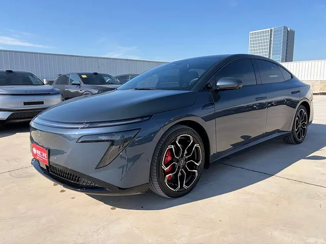 Nissan N7, 2025 — фото автомобиля из Китая
