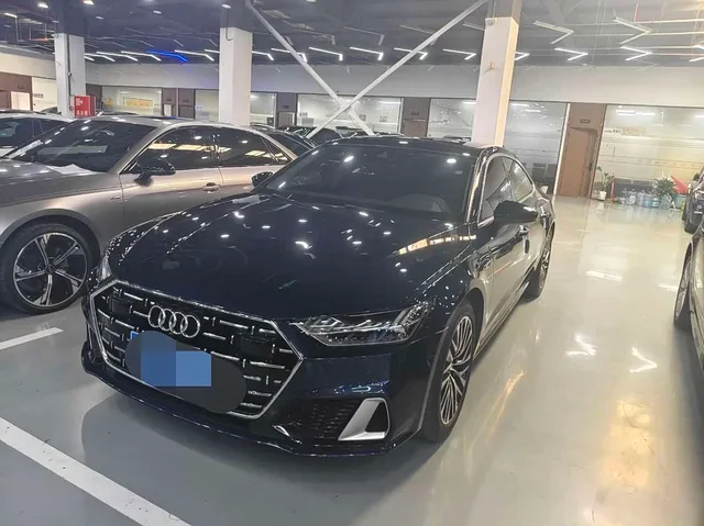 Audi A7L, 2023 — фото автомобиля из Китая