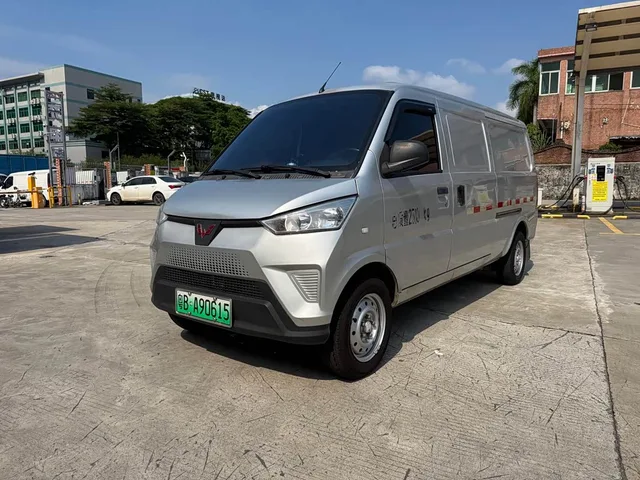 Wuling EV50, 2021 — фото автомобиля из Китая