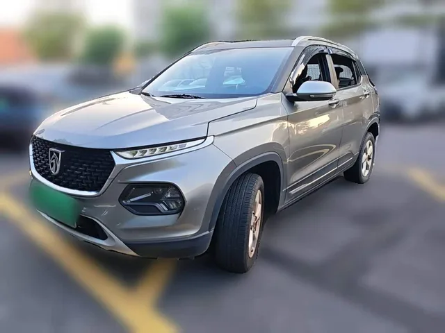 Wuling 510, 2019 — фото автомобиля из Китая