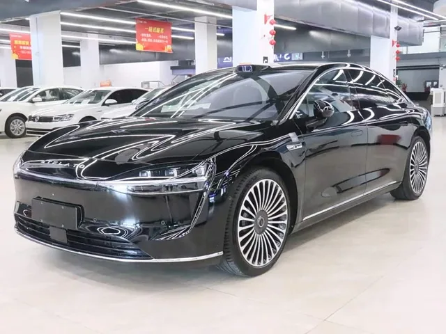 Stelato S9, 2025 — фото автомобиля из Китая