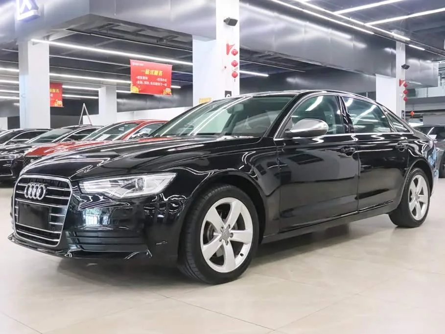 Audi A6L, 2013 — фото 1 из 1