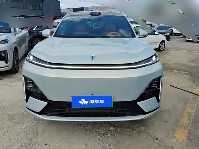 Deepal S09, 2025 — фото автомобиля из Китая