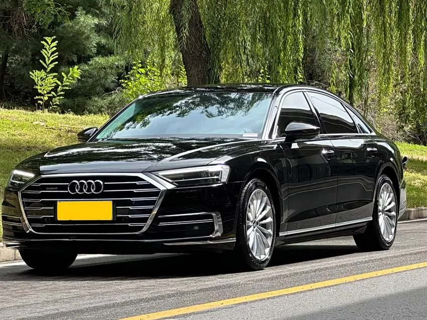 Audi A8, 2021 — фото 1 из 1