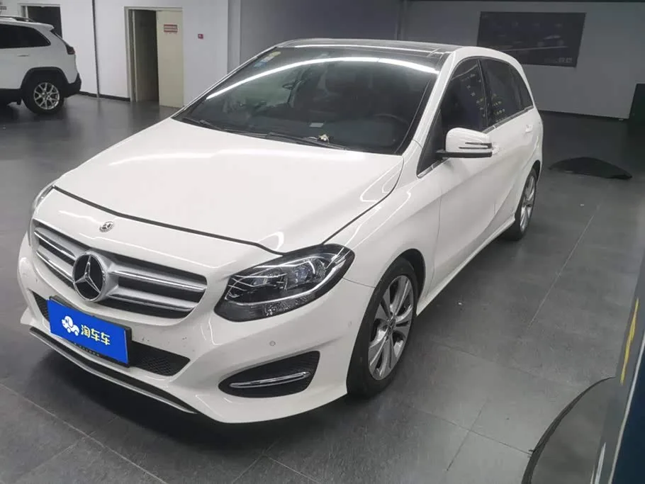 Mercedes-Benz B-Class, 2018 — фото 1 из 1