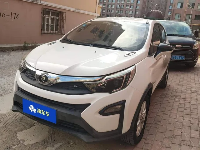 BYD Yuan, 2018 — фото автомобиля из Китая