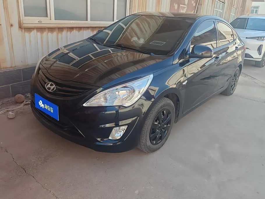 Hyundai Verna, 2013 — фото 1 из 1