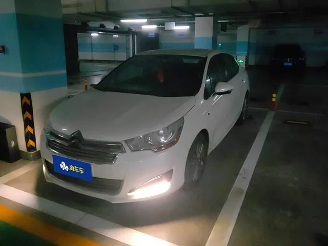 Citroen C4L, 2015 — фото автомобиля из Китая