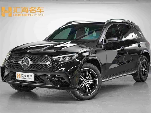 Mercedes-Benz GLC, 2026 — фото автомобиля из Китая
