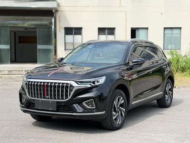 Hongqi HS5, 2021 — фото автомобиля из Китая
