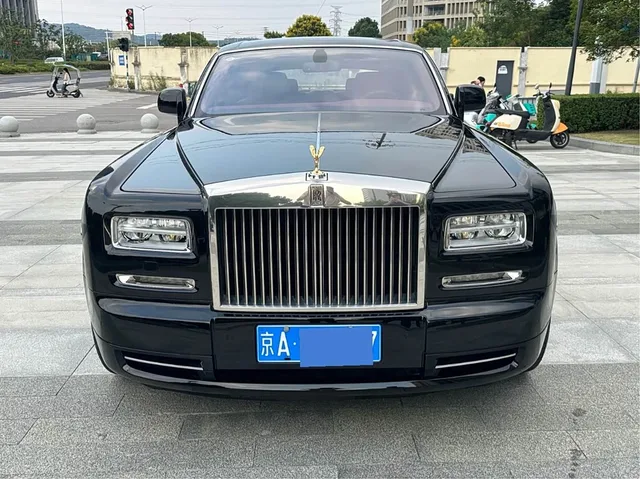 Rolls-Royce Phantom, 2014 — фото автомобиля из Китая