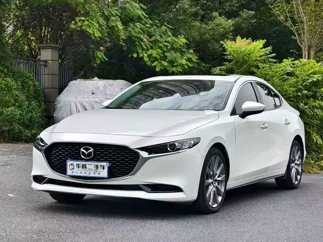 Mazda Mazda3 Axela, 2026 — фото автомобиля из Китая