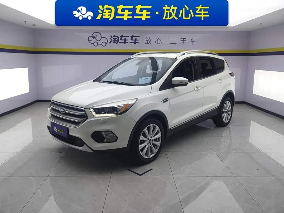 Ford Kuga, 2018 — фото 1 из 1