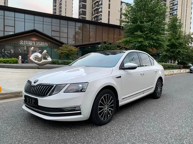 Skoda Octavia, 2020 — фото автомобиля из Китая