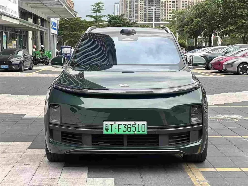 Li Auto L9, 2024 — фото 1 из 1