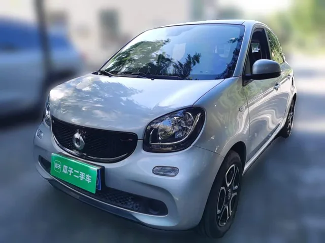Smart forfour, 2018 — фото автомобиля из Китая