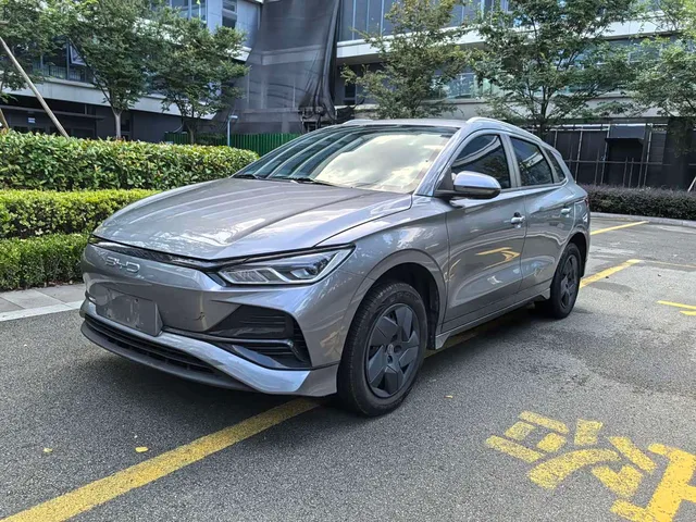 BYD e2, 2023 — фото автомобиля из Китая
