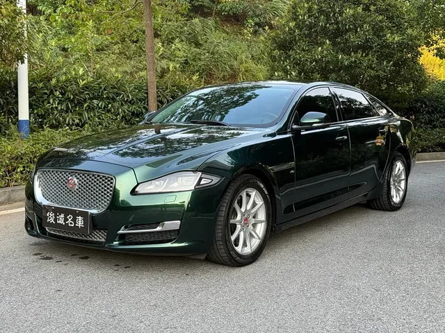 Jaguar XJ, 2016 — фото автомобиля из Китая
