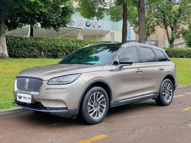 Lincoln Corsair, 2021 — фото автомобиля из Китая